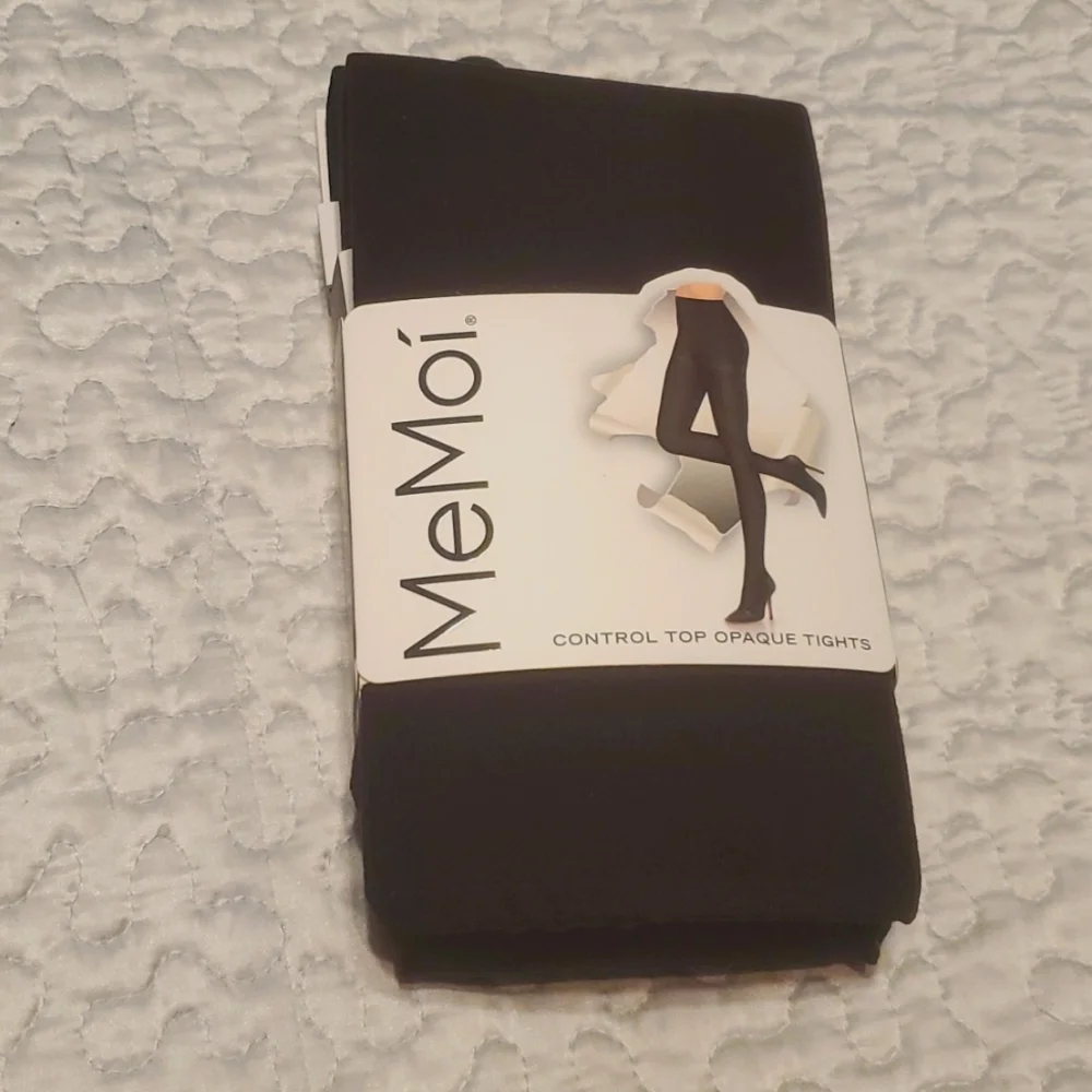 1 pair NEW ME MOI CONTROL TOP OPAQUE TIGHTS, Size: M/L